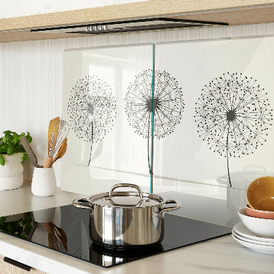 Snijplanken glas Paardenbloemen op een witte achtergrond