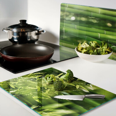 Szklana deska do krojenia Bamboo leaves and green foliage