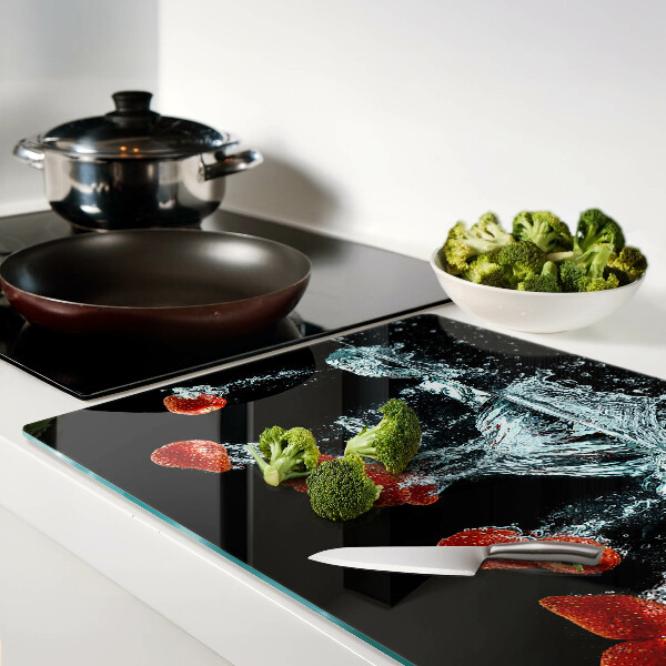 Szklana deska kuchenna Truskawki w wodzie