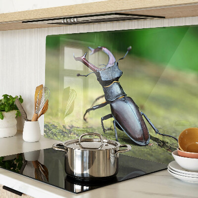 Glazen snijplanken Hertkever op een groene achtergrond