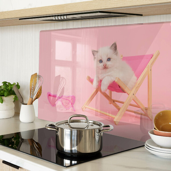 Szklana deska do krojenia Kotek na leżaku na różowym tle