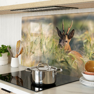 Snijplanken glas Een reekalfje in het veld