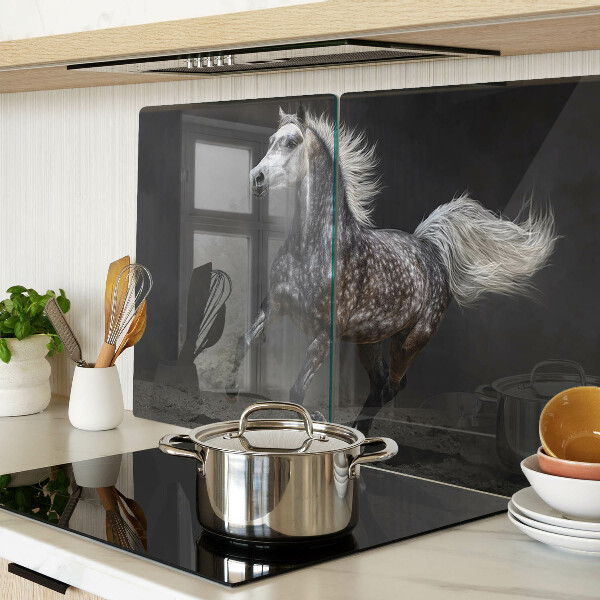 Snijplanken van glas Een gevlekt paard op de vlucht