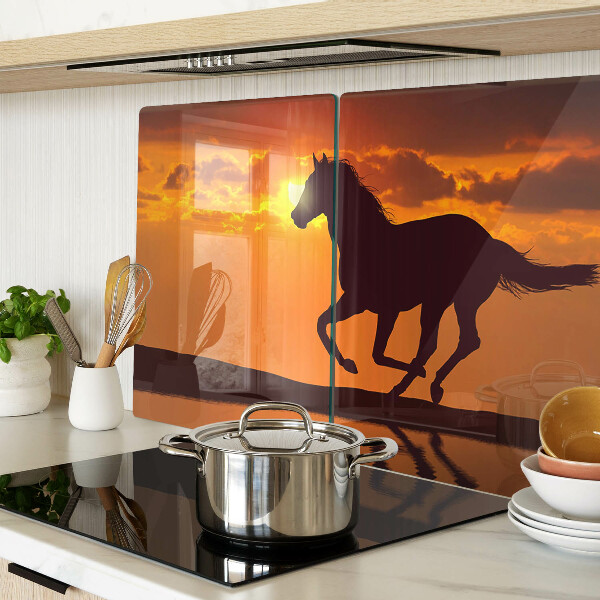 Szklana deska do krojenia Koń na tle zachodzącego słońca