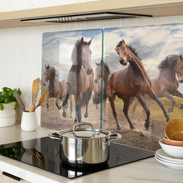 Snijplanken glas Paarden rennen in de wei.