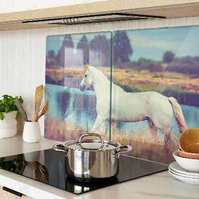 Szklana deska kuchenna Biały koń nad wodą