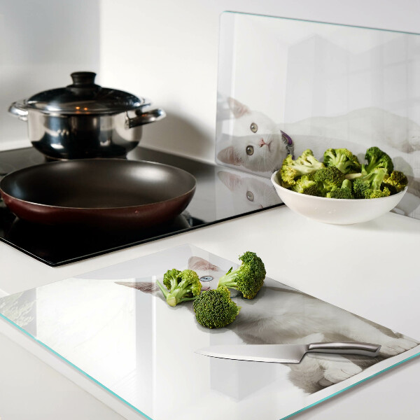 Deska kuchenna szklana Białe koty z różnokolorowymi oczami