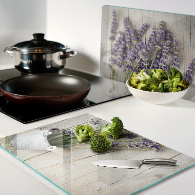 Szklana deska kuchenna Lawenda w doniczce na drewnianym tle