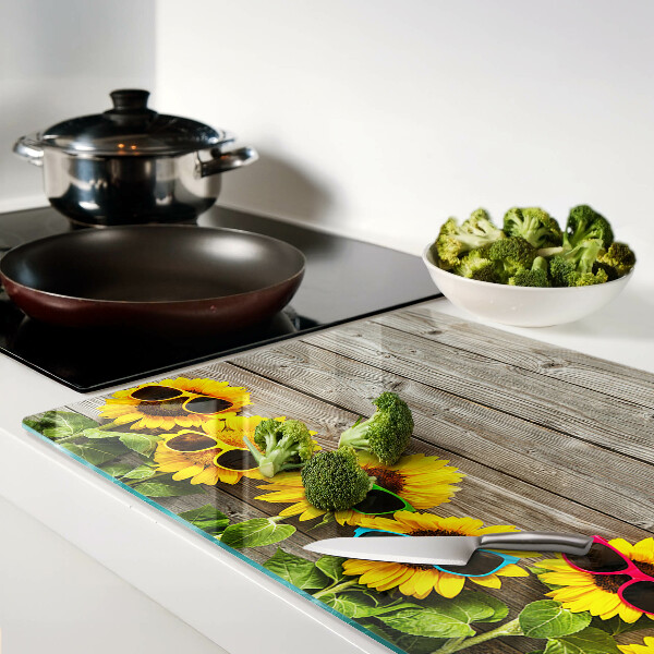 Snijplanken van glas Zonnebloemen met zonnebrillen