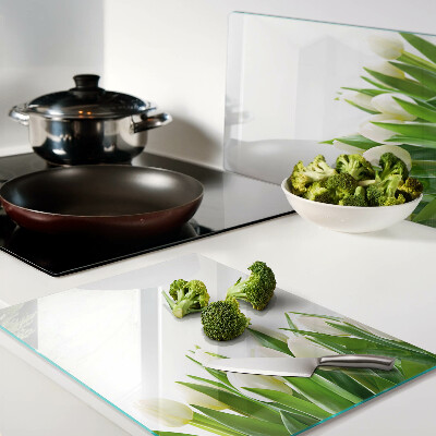 Snijplanken glas Tulpen in het groene gras