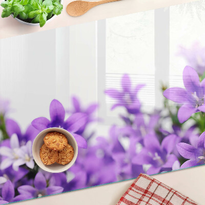 Szklana deska do krojenia Fioletowe kwiaty w tle