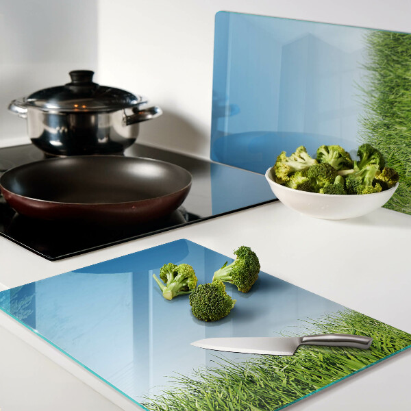 Szklana deska kuchenna Zielona łąka pod błękitnym niebem