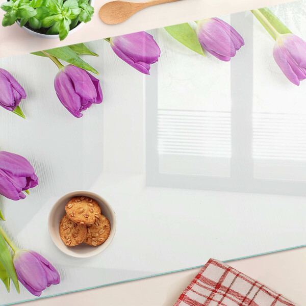Snijplanken glas Tulpen op een witte achtergrond
