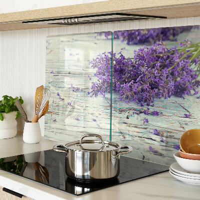 Szklana deska do krojenia Lawenda na drewnianym tle