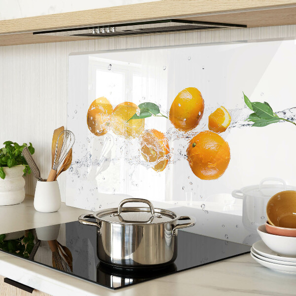 Snijplanken van glas Citrusvruchten met water