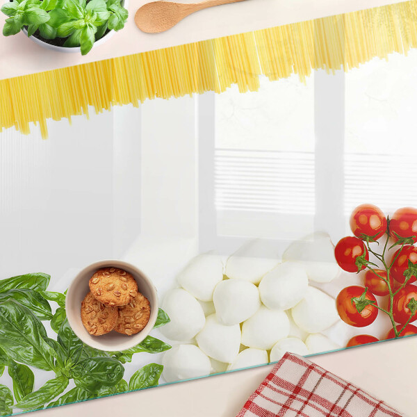 Snijplanken van glas Pasta met kruiden en tomaten