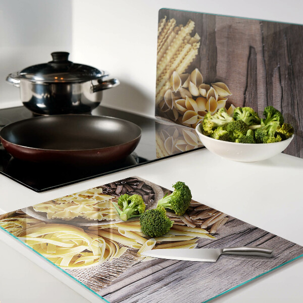 Glazen snijplanken Pasta en houten accenten