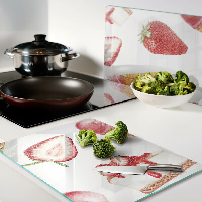 Snijplanken van glas IJs en aardbeien