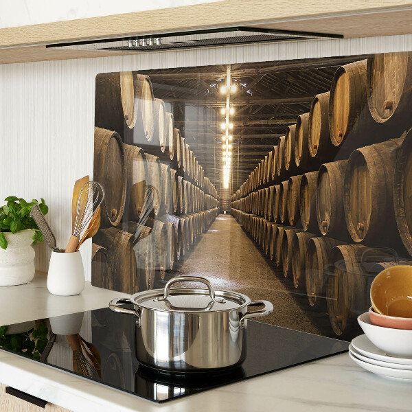 Deska kuchenna szklana Wnętrze winiarni z beczkami