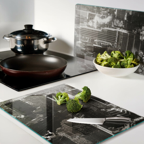 Deska kuchenna szklana Panorama miasta w odcieniach czerni i bieli