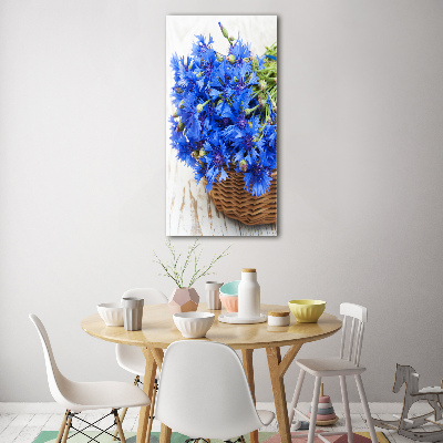 Staand foto op plexiglas Korenbloemen in een mand