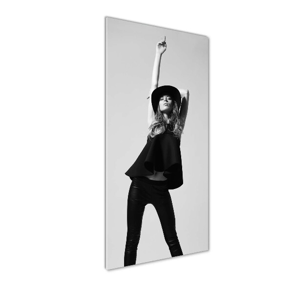 Staand foto op plexiglas Vrouw in het zwart