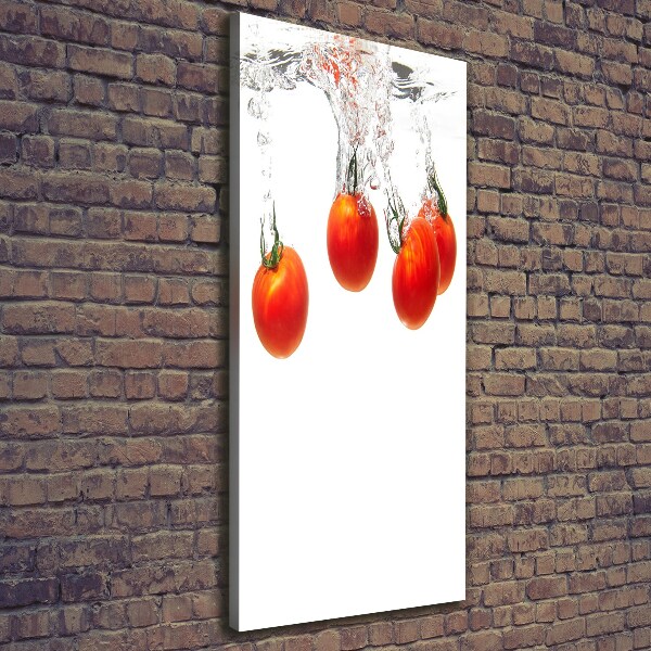 Verticale foto op canvas Tomaten onder water