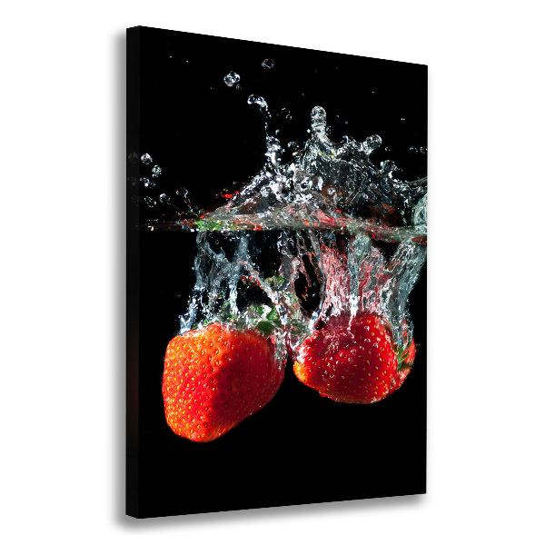 Verticale canvasfoto Aardbeien onder water