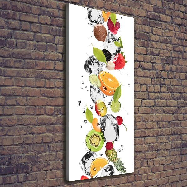 Verticale canvasfoto Fruit en water