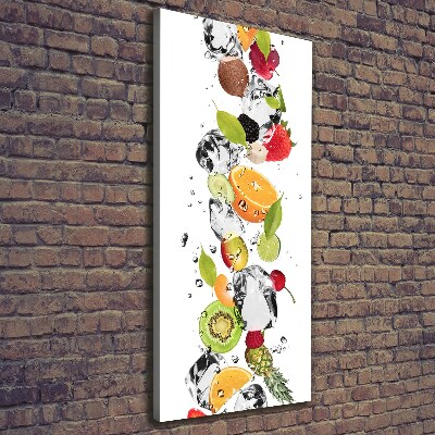 Verticale canvasfoto Fruit en water