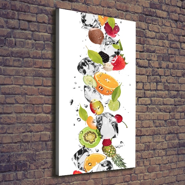 Verticale canvasfoto Fruit en water