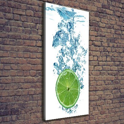 Foto obraz na płótnie pionowy Limonka pod wodą