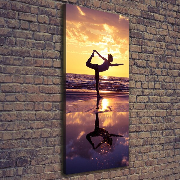 Verticaal schilderij op canvas Yoga op het strand