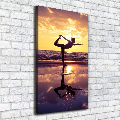 Verticaal schilderij op canvas Yoga op het strand