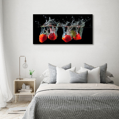 Schilderij op glas Aardbeien onder water