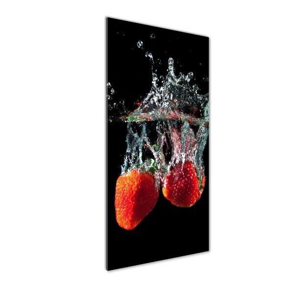 Verticale foto op glas Aardbeien onder water