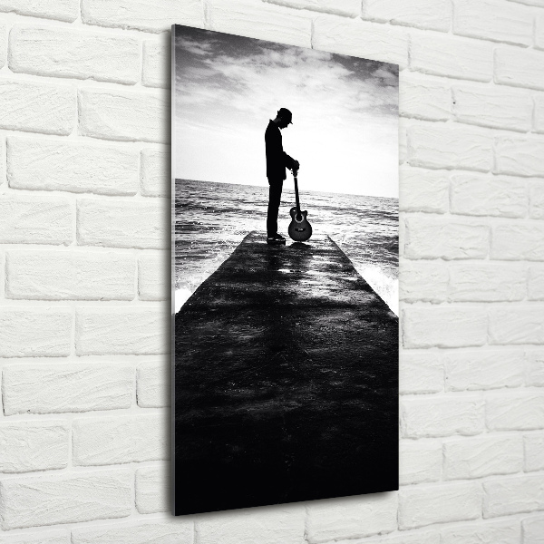 Verticaal glasschilderij Gitarist op de pier