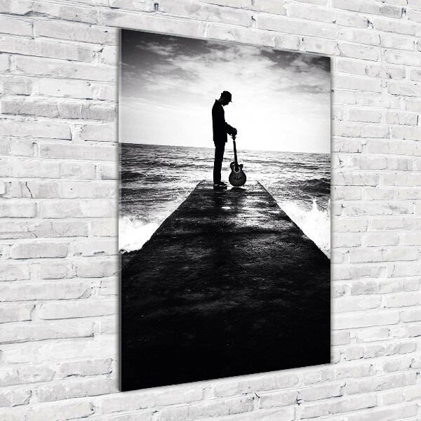 Verticaal glasschilderij Gitarist op de pier