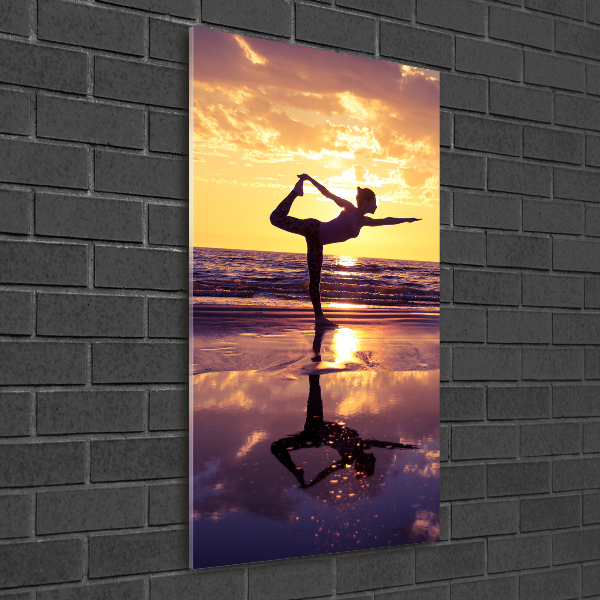 Verticale glasfoto Yoga op het strand