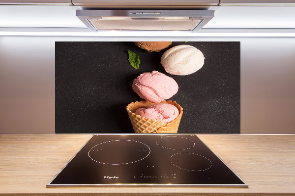 Glazen achterwand keuken IJs in een wafelhoorntje