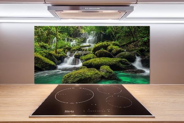 Spatscherm keuken Waterval in het bos