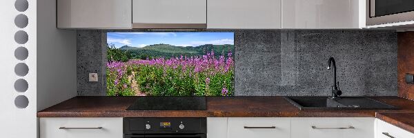 Spatscherm keuken Groene heuvels