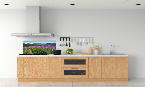 Spatscherm keuken Groene heuvels