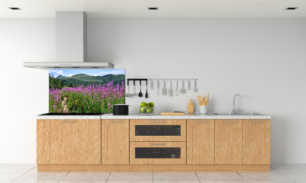 Spatscherm keuken Groene heuvels