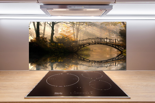 Spatplaat keuken Oude brug in de herfst