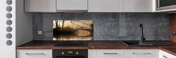 Spatplaat keuken Oude brug in de herfst