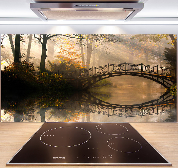 Spatplaat keuken Oude brug in de herfst