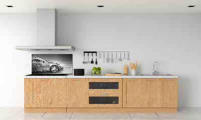 Spatscherm keuken Een auto die te hard rijdt