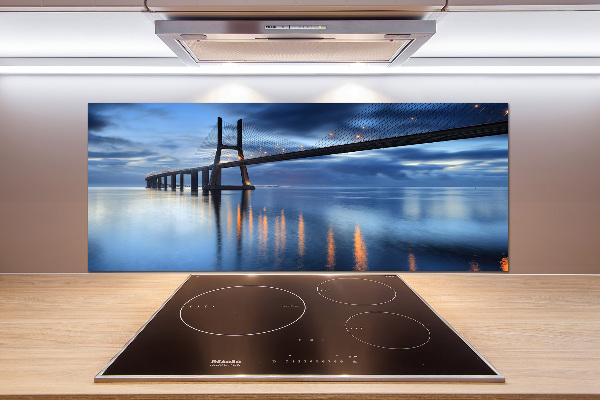 Spatscherm keuken Verlichte brug