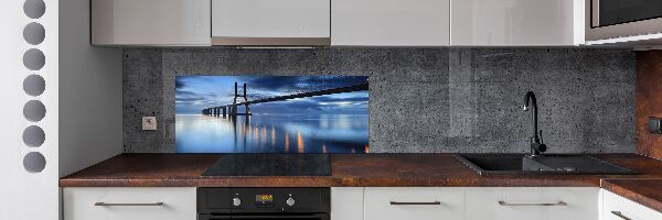 Spatscherm keuken Verlichte brug